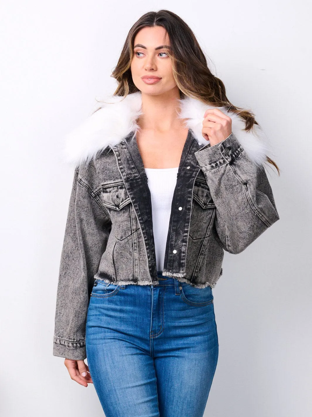 WOMEN'S LONG SLEEVE BUTTON CLOSURE REMOVABLE COLLAR DENIM JACKET