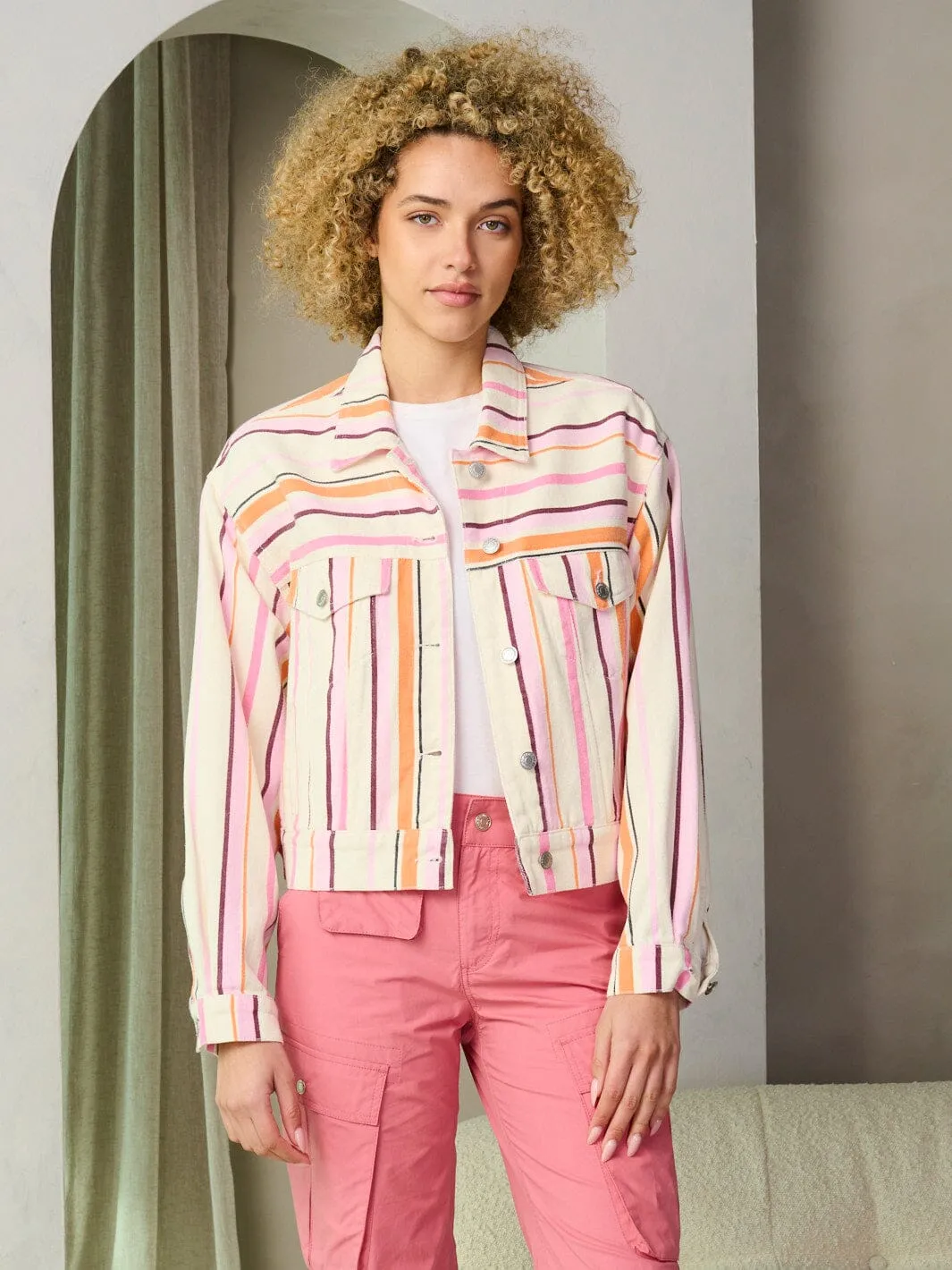 WOMEN'S LONG SLEEVE BUTTON CLOSURE STRIPES DENIM JACKET