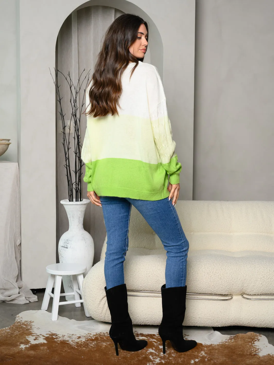 WOMEN'S LONG SLEEVE COLORBLOCK CABLE KNIT SWEATER