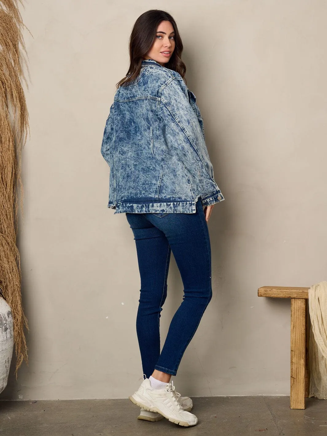 WOMEN'S LONG SLEEVE WASHED DENIM JACKET