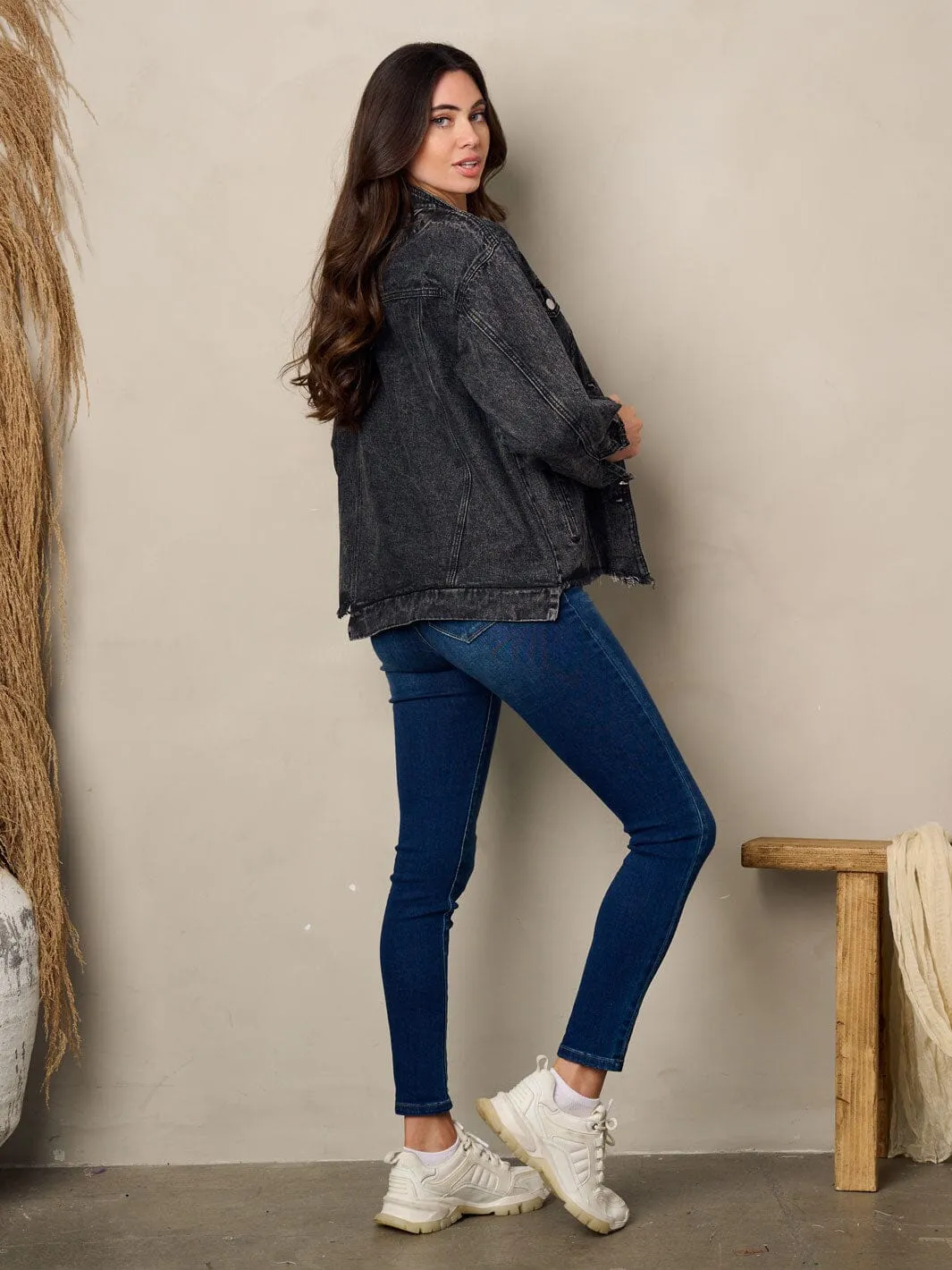 WOMEN'S LONG SLEEVE WASHED DENIM JACKET